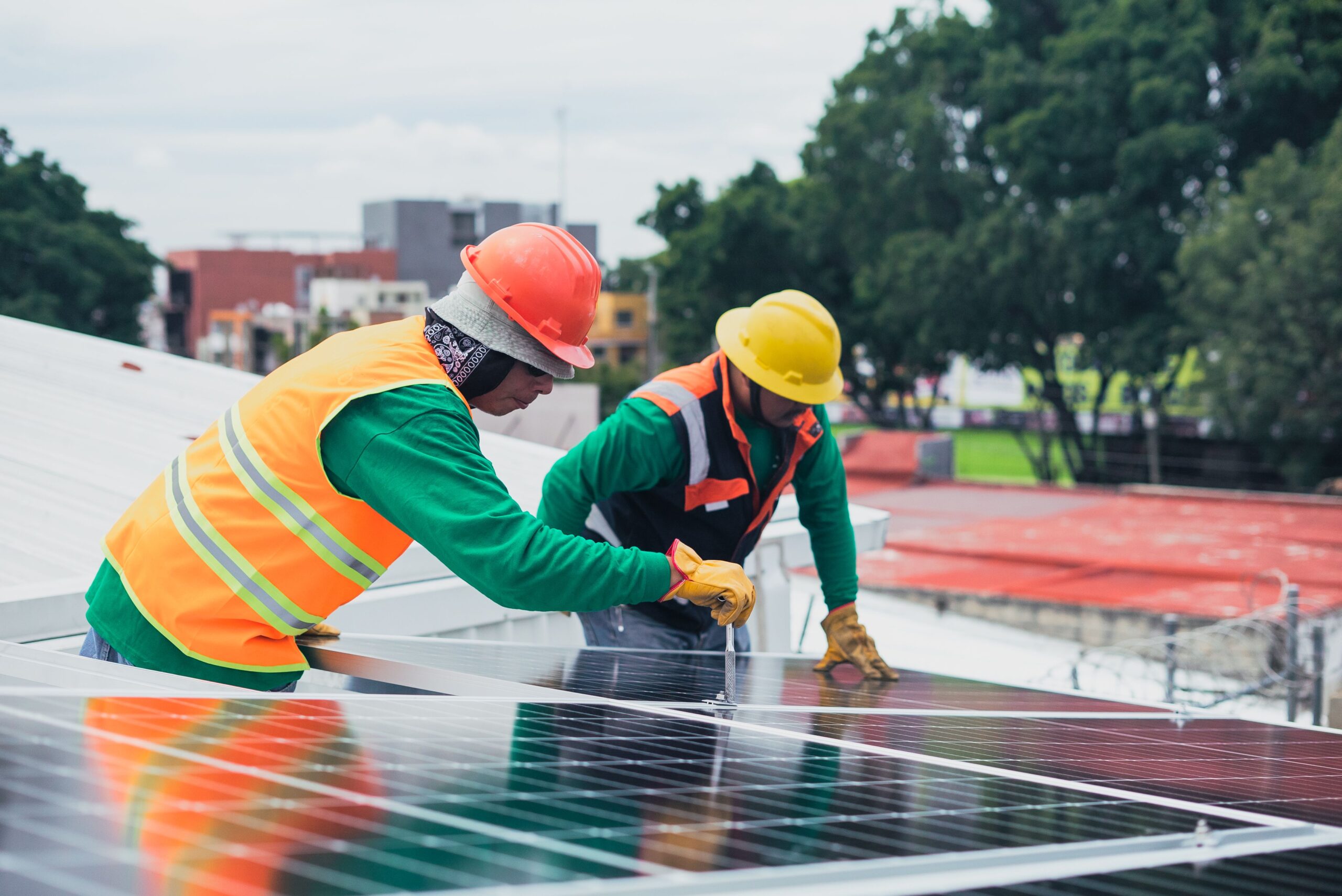 40 Ukrainian Health Facilities Are Now Running on Their Own Solar Power